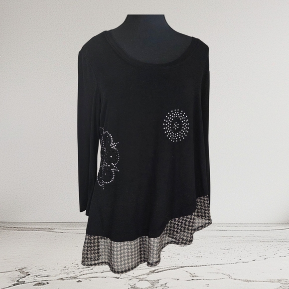 Tango Lango Chic Black Long Sleeve Women's Top with Embellishments Size L - Picture 1 of 6